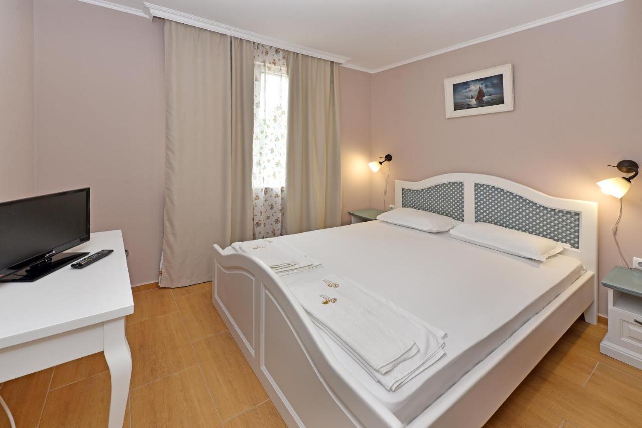 Sirena Palace Family Hotel Obzor Εξωτερικό φωτογραφία