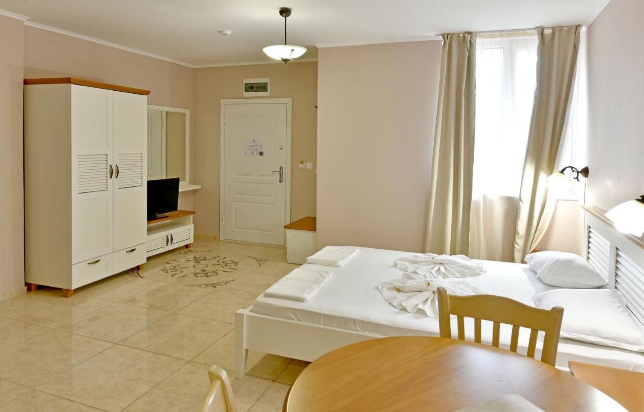 Sirena Palace Family Hotel Obzor Εξωτερικό φωτογραφία