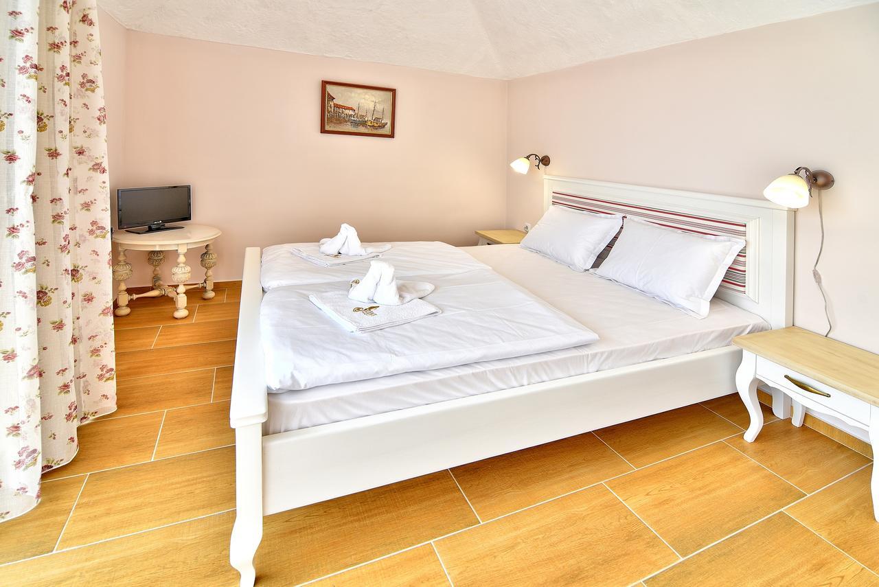 Sirena Palace Family Hotel Obzor Εξωτερικό φωτογραφία